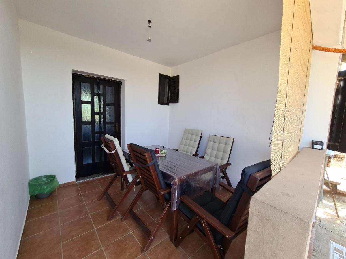 Apartmani Bellevue Vir Εξωτερικό φωτογραφία