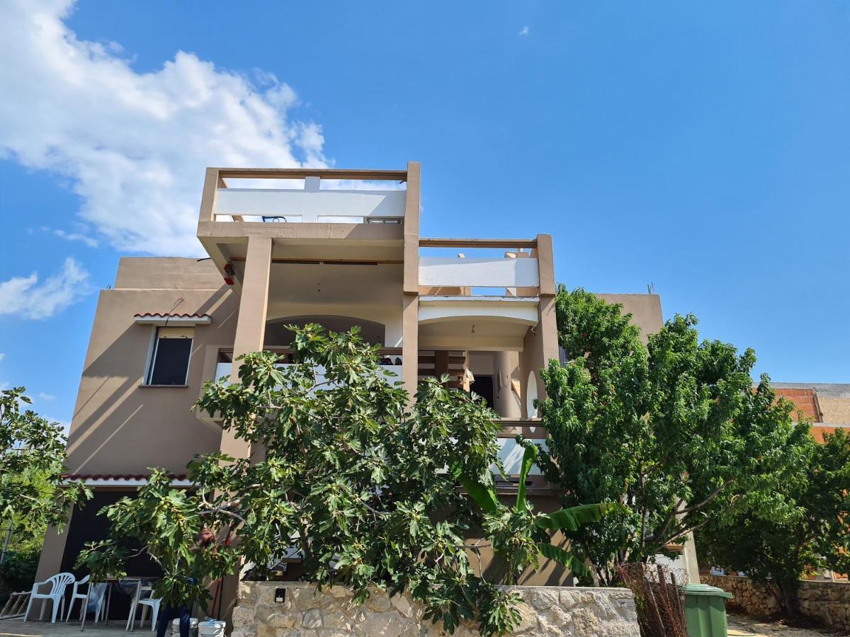 Apartmani Bellevue Vir Εξωτερικό φωτογραφία